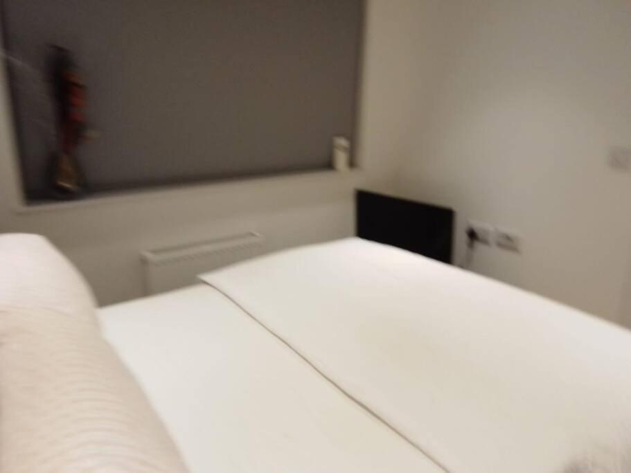 Whole Apartment 5 Mins To East Croydon & Concierge London Eksteriør bilde